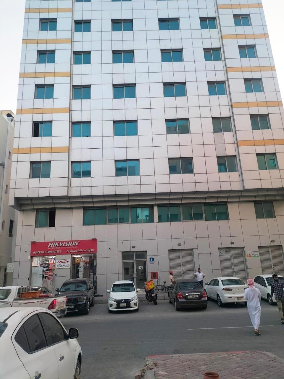 Privatunterkunft Tourist Family And Couple Abudhabi Baith Al Jannah Llc Abu Dhabi